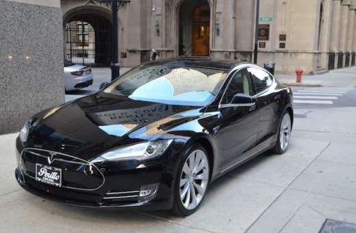 Черкаський прокурор, що задекларував "Tesla", перевівся на Закарпаття