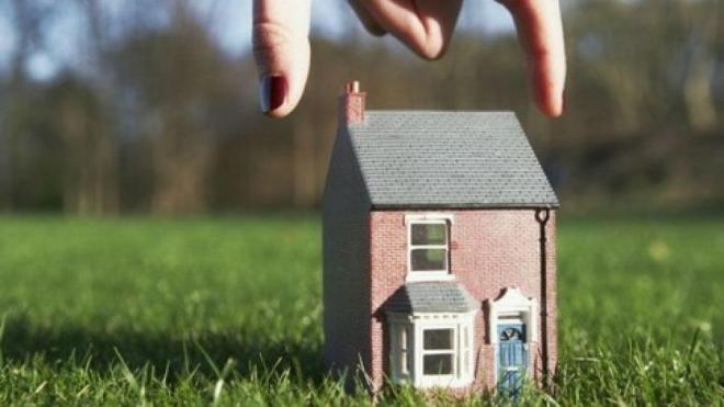 Ужгородська міськрада всупереч генплану незаконно передала управлінню освіти 4 га землі вартістю понад 78 млн грн