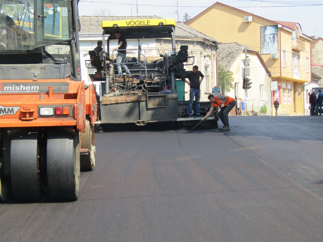 В Ужгороді завтра відкриють для проїзду перехрестя Берчені-Корятовича (ФОТО)