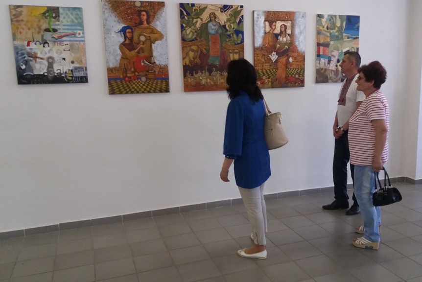 Закарпатські майстри презентували у словацькій Снині різьбу по дереву й живопис (ФОТО)