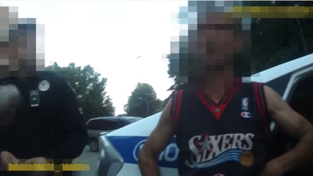 П'яний ужгородець на ВАЗі в'їхав у припарковану автівку (ВІДЕО)