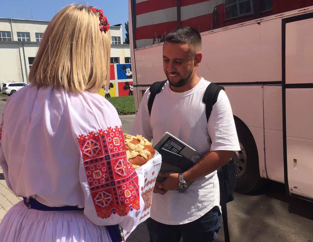 ФОТОФАКТ. В Ужгород приїхав MONATIK, сьогодні концерт в Амфітеатрі