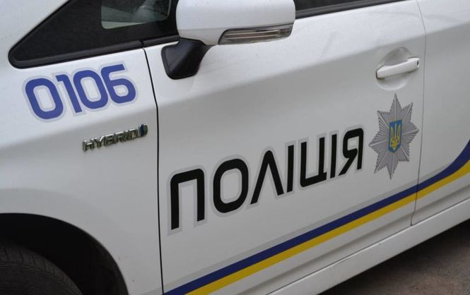 У Мукачеві в авто берегівця виявили наркотики, ніж і травматичний пістолет