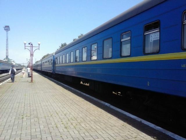Через вибухи під Вінницею потяги до Закарпаття запізняться на 6-8 годин