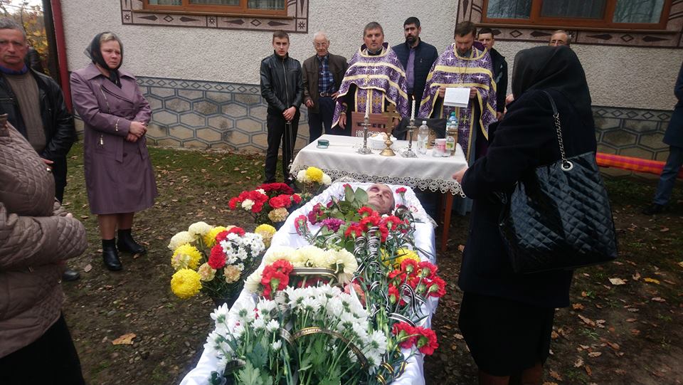 В Іршаві провели в останню путь катованого в полоні й полеглого в російсько-українській війні добровольця Петра Ваша (ФОТО)