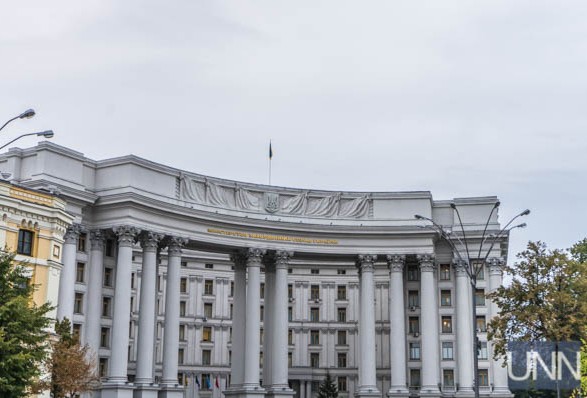 Висланий із Берегова угорський консул повернувся в Угорщину, а український дипломат – на батьківщину