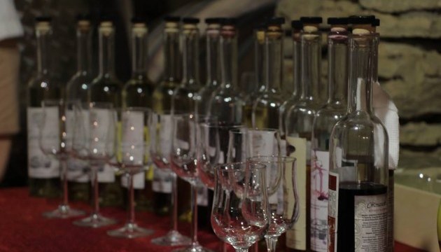 На Закарпатті визначили найкращі вина та коньяки країни
