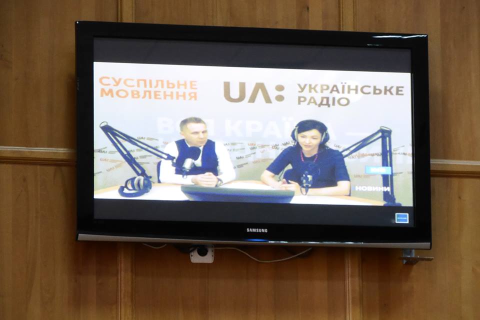 В Ужгороді писали диктант національної єдності та влаштували поетичний марафон (ФОТО)