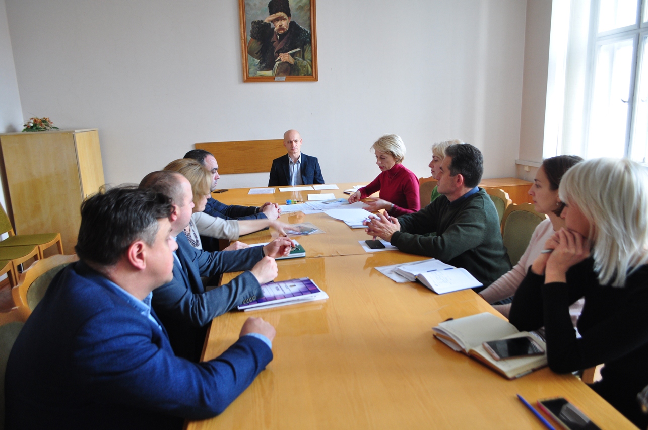 Обласна комісія підтримала розподіл коштів субвенції на придбання житла для двох закарпатців із числа дітей-сиріт