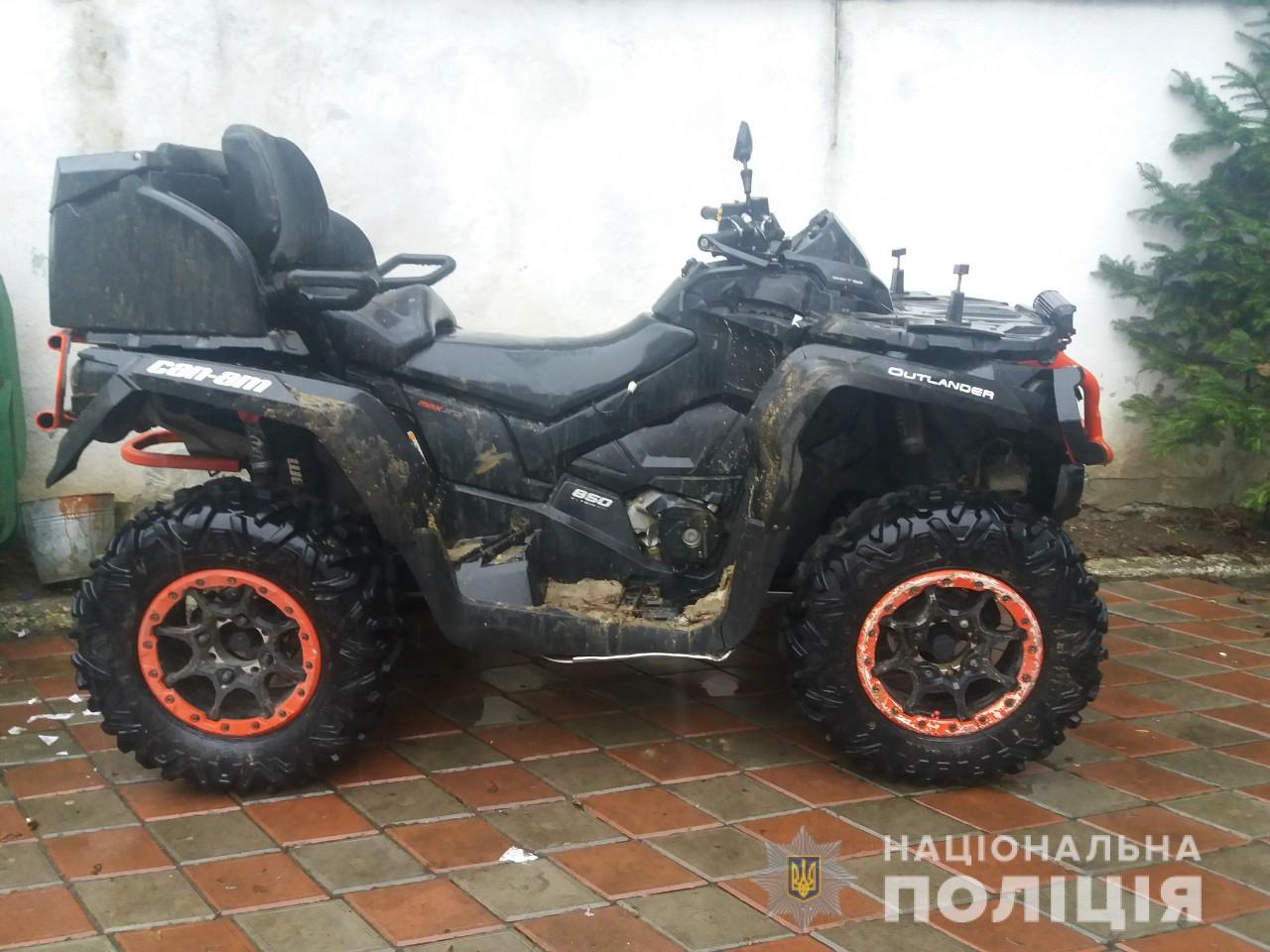 На Свалявщині водій квадроциклу, смертельно наїхавши на пішохода-пенсіонера, втік із місця ДТП (ФОТО)