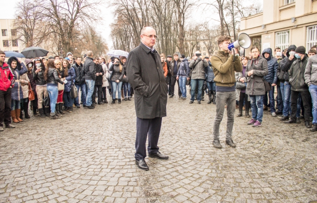 Верховний Суд остаточно відмовив Ващуку в скасуванні наказу про звільнення з посади ректора УжНУ, визнанні контракту діючим та поновленні на роботі
