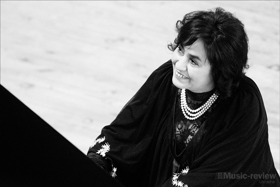 П’ятий вечір із "Повного циклу фортепіанних творів Ф. Шопена і М. Лисенка" у виконанні Етелли Чуприк відбудеться в Ужгороді