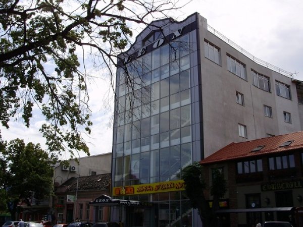 Скандально відомому ужгородському клубу "Панорама", у якому нещодавно трапилася різанина, дозволять офіційно працювати вночі (ФОТО)