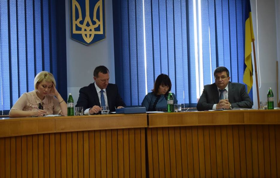 В Ужгороді затвердили перелік майданчиків для платного паркування