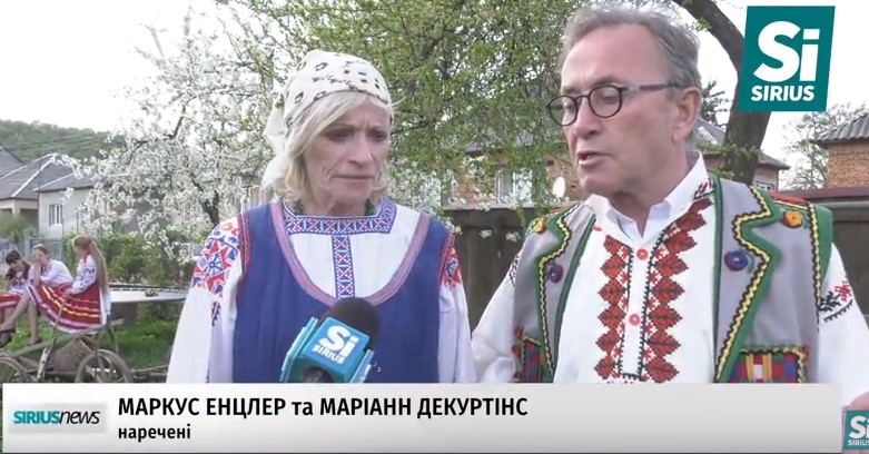 У Дубриничах на Перечинщині для гостей зі Швейцарії влаштували колоритне місцеве весілля (ВІДЕО)