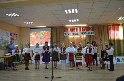Румунські школярі та вчителі Закарпаття отримуватимуть фінансове заохочення з Румунії