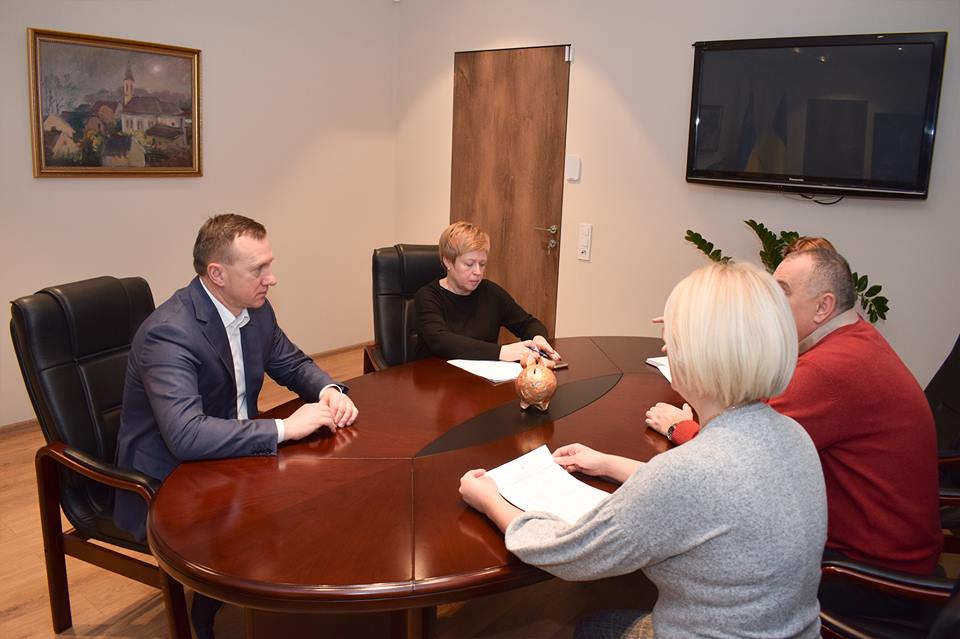 У зв’язку зі зростанням захворюваності на ГРВІ та грип з 28 січня школи в Ужгороді закрито на карантин
