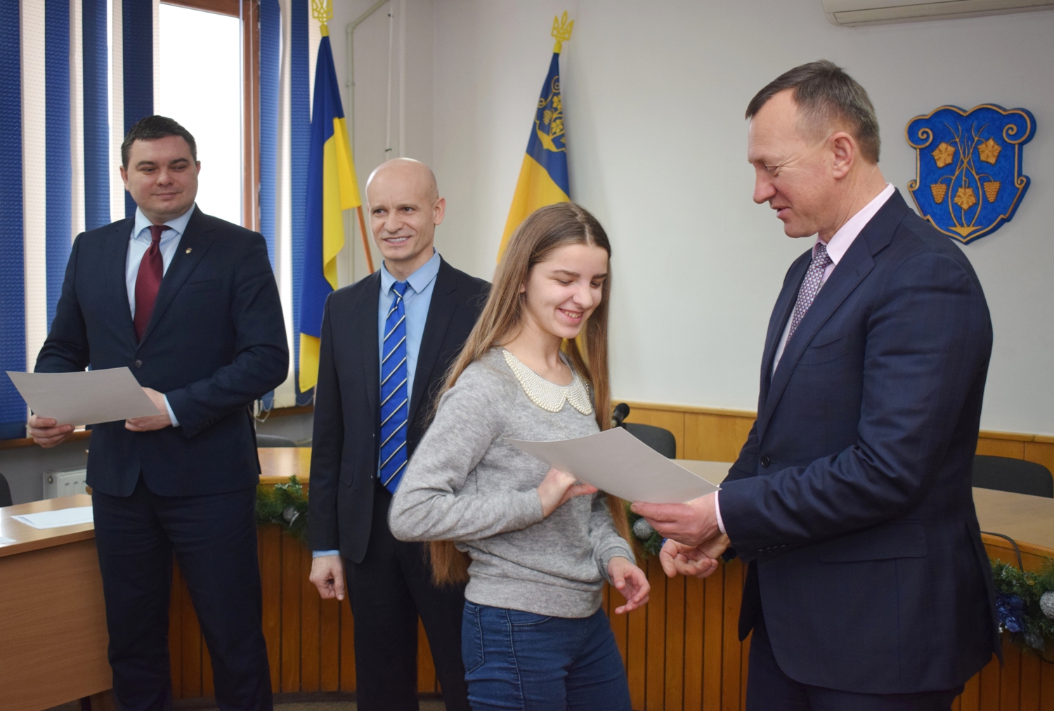 Ще шестеро ужгородців із числа дітей-сиріт отримали власне житло (ФОТО)