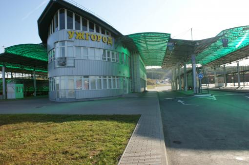 Упродовж трьох днів буде припинено рух у пункті пропуску "Ужгород-Вишнє Нємецьке" зі словацької сторони
