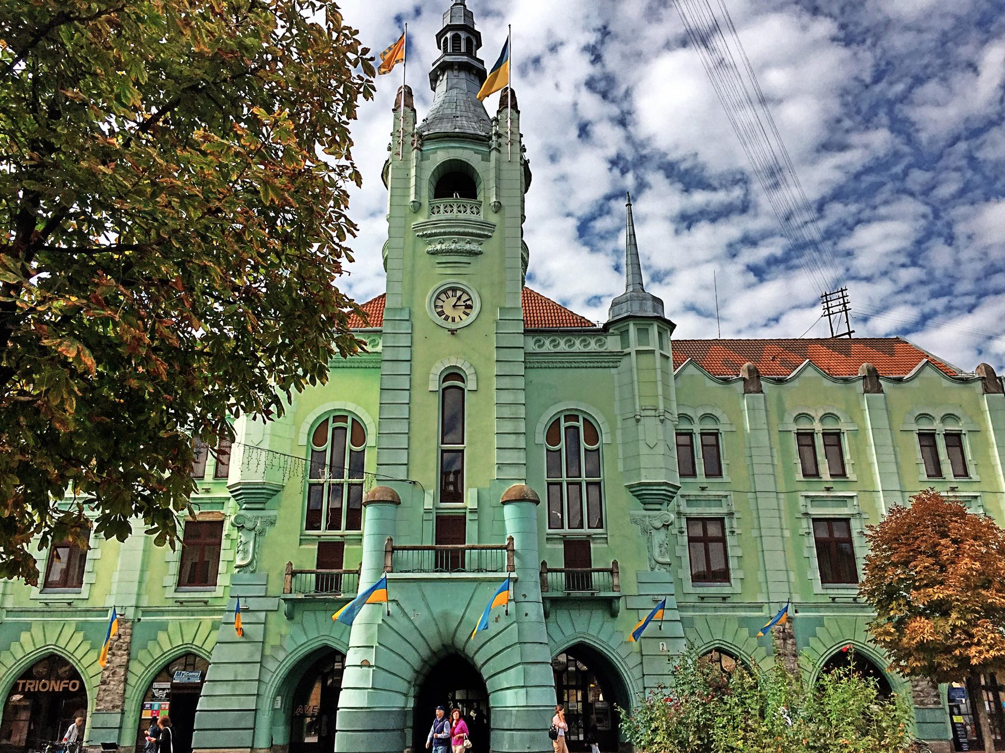 У Мукачеві послуги з державної реєстрації актів цивільного стану тепер можна отримати у ЦНАПі