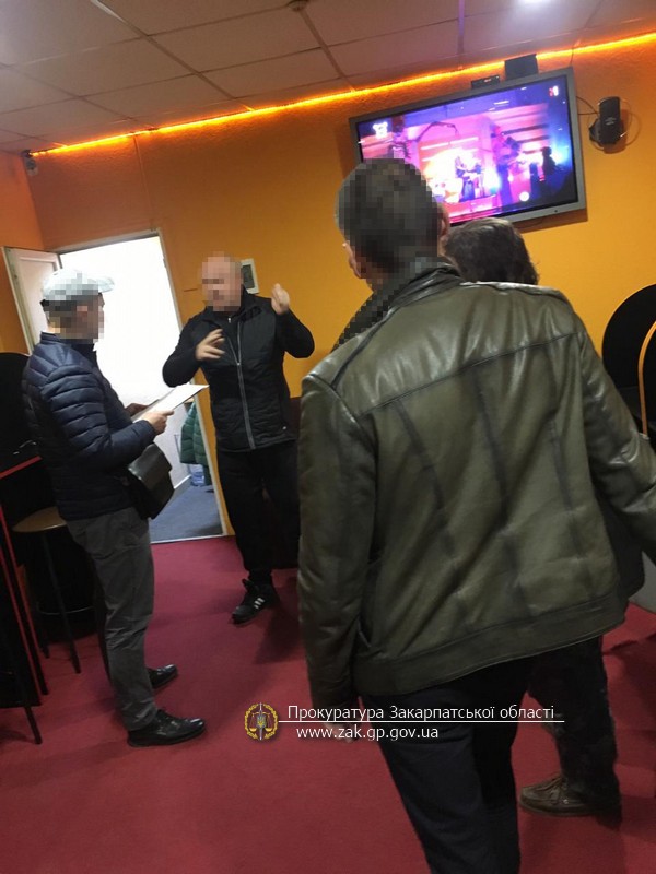 Організатора мережі гральних закладів на Закарпатті взяли під варту з можливістю виходу під заставу у 4 млн грн
     
