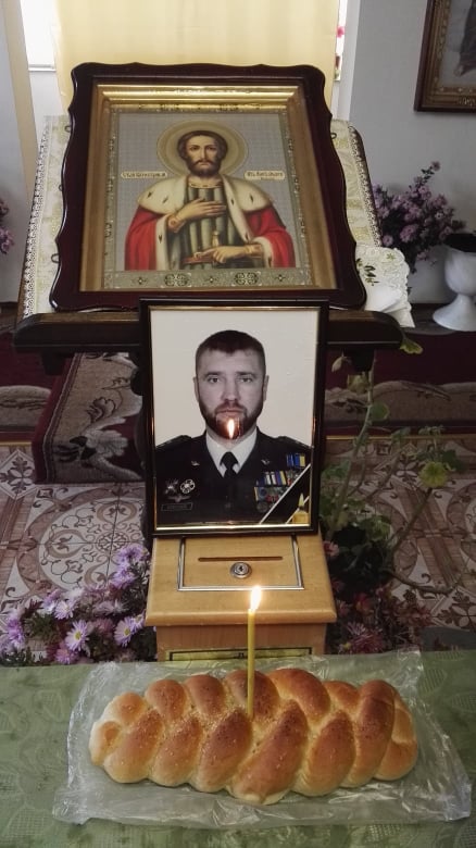 У Мукачеві провели панахиду за загиблим унаслідок поранення на передовій комбригом 128-ї бригади (ФОТО)
