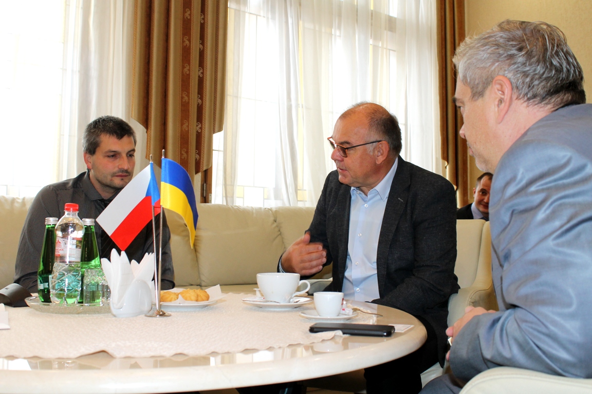 Голова Закарпатської ОДА пообіцяв додатково вивчити питання будівництва мініГЕС на Рахівщині (ФОТО)