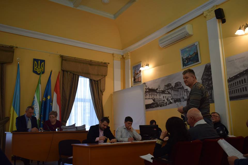 Берегівські депутати просять посилити боротьбу з обігом наркотиків та нелегальним гральним бізнесом в місті (ФОТО)