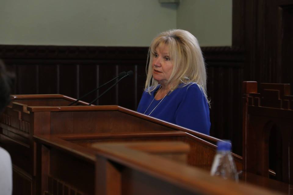У Мукачеві четверо діток, від яких відмовилися матері, отримали статус дітей, позбавлених батьківського піклування