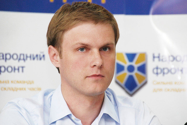 Серед нардепів, які просили суд скасувати статтю про незаконне збагачення, є закарпатець Лунченко