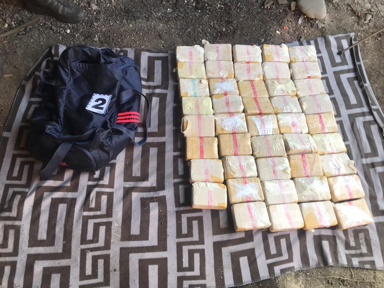 Мешканцю Рахівщини, в якого під час обшуків вилучили близько 130 кг героїну, повідомлено про підозру (ФОТО)