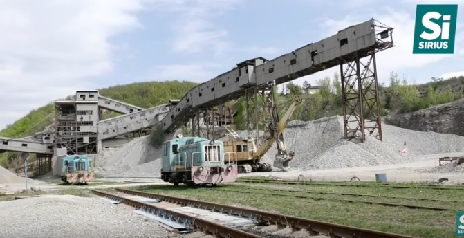 Мешканці Веряці на Виноградівщині на громадських слуханнях висловилися проти розширення андезитового кар'єру (ВІДЕО)
