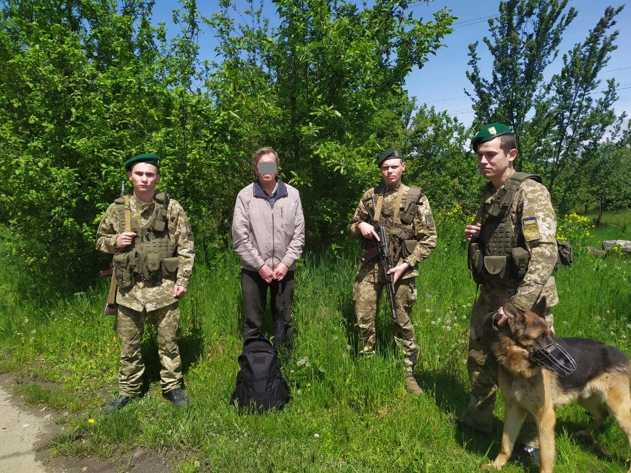 У Великому Березному затримали росіянина, який лісами пробирався за кордон (ФОТО)