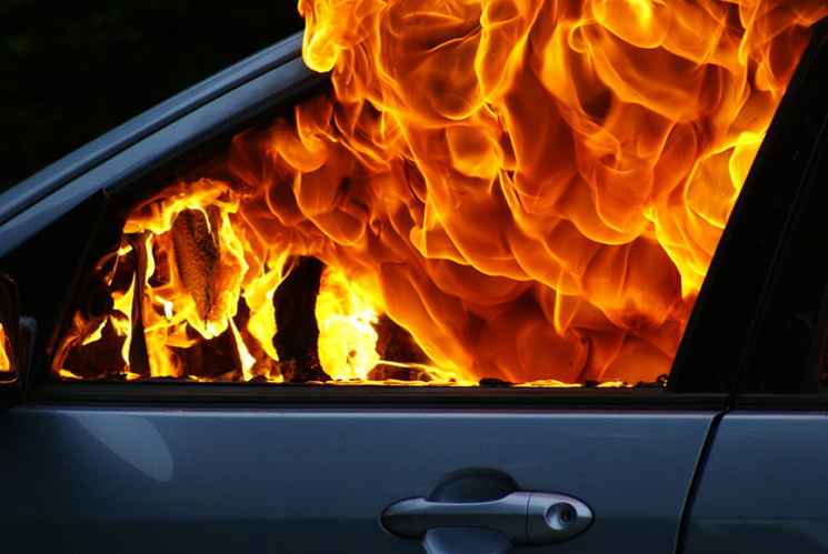 На Ужгородщині вночі горів Hyundai Getz