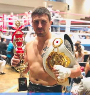 Михайло Годинець із Ужгорода виграв у Японії професійний турнір з кікбоксингу (ВІДЕО)