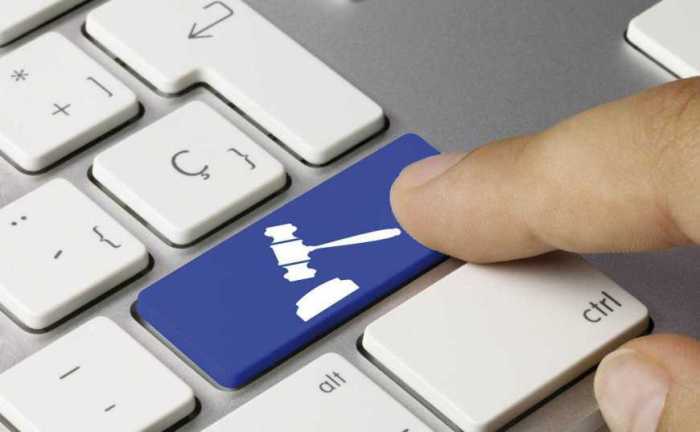 На Рахівщині судитимуть державного виконавця, з вини якого чужий житловий будинок продали на електронних торгах