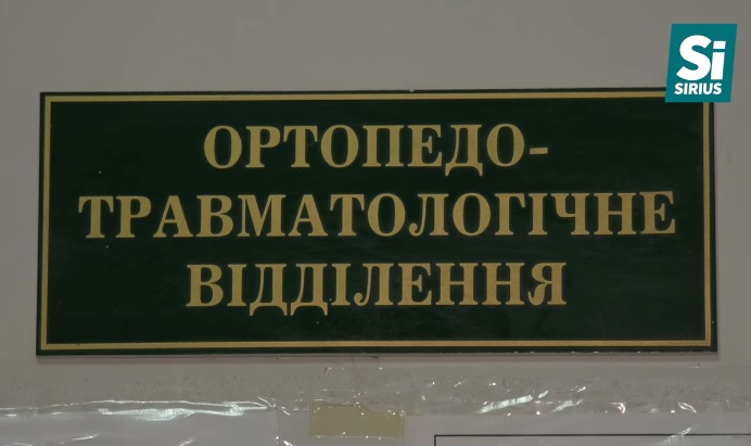 Стан дівчинки, яка випала в Ужгороді з 6-го поверху, стабілізувався (ВІДЕО)