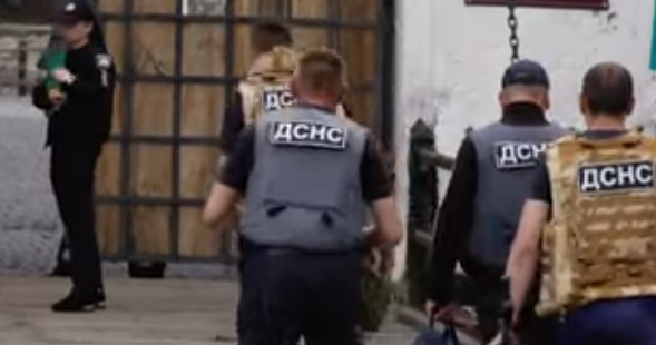 Про замінування кількох об'єктів у Мукачеві повідомили листом на електронну пошту рятувальників (ВІДЕО)