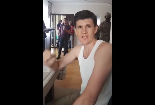 Кандидат в нардепи, в якого відбулися обшуки на Іршавщині, каже, що не знає, підкуп на користь якого саме кандидата йому інкримінують
