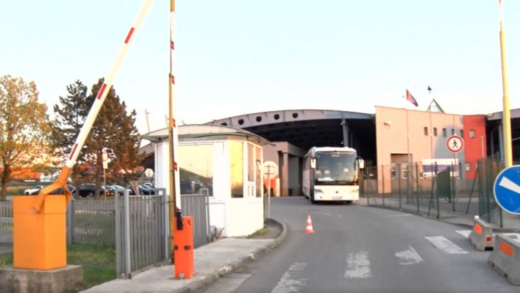 14 серпня у ПП "Ужгород-Вишнє Нємецьке" буде тимчасово припинено пропуск транспорту