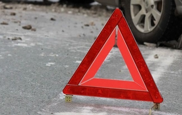 Мукачівець на Львівщині став учасником ДТП з чотирма авто, в якій загинули двоє осіб