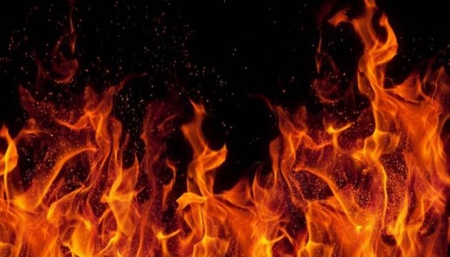 На Рахівщині горіла котельня, а на Міжгірщині рятували від вогню коптильню