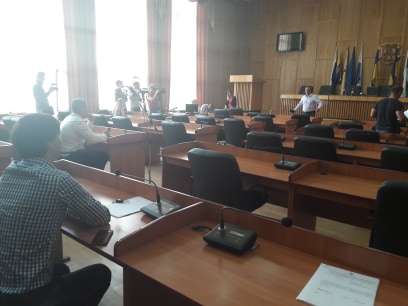 Сесія Ужгородської міськради не відбулася через відсутність кворуму