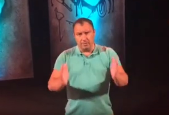 Танкович з Мукачева запросив на "бродвейські" "Про що мовчать чоловіки" в Ужгороді (ВІДЕО)