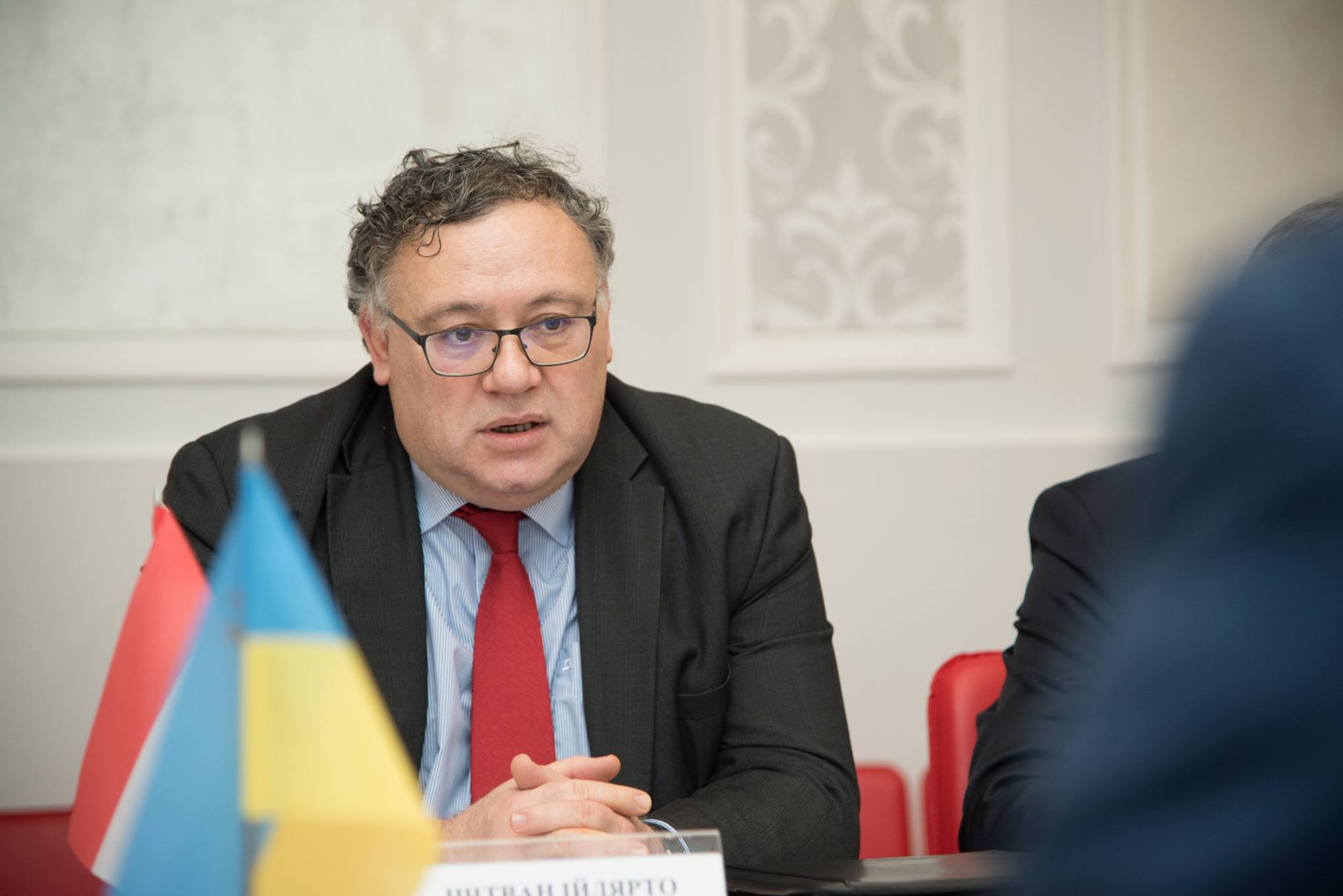 В МЗС України вручили ноту протесту послу Угорщини через "агітаційне" втручання в українські вибори