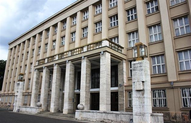Чинного голову Закарпатської ОДА зареєстрували депутатом облради, нардепка від мандату в облраді відмовилася