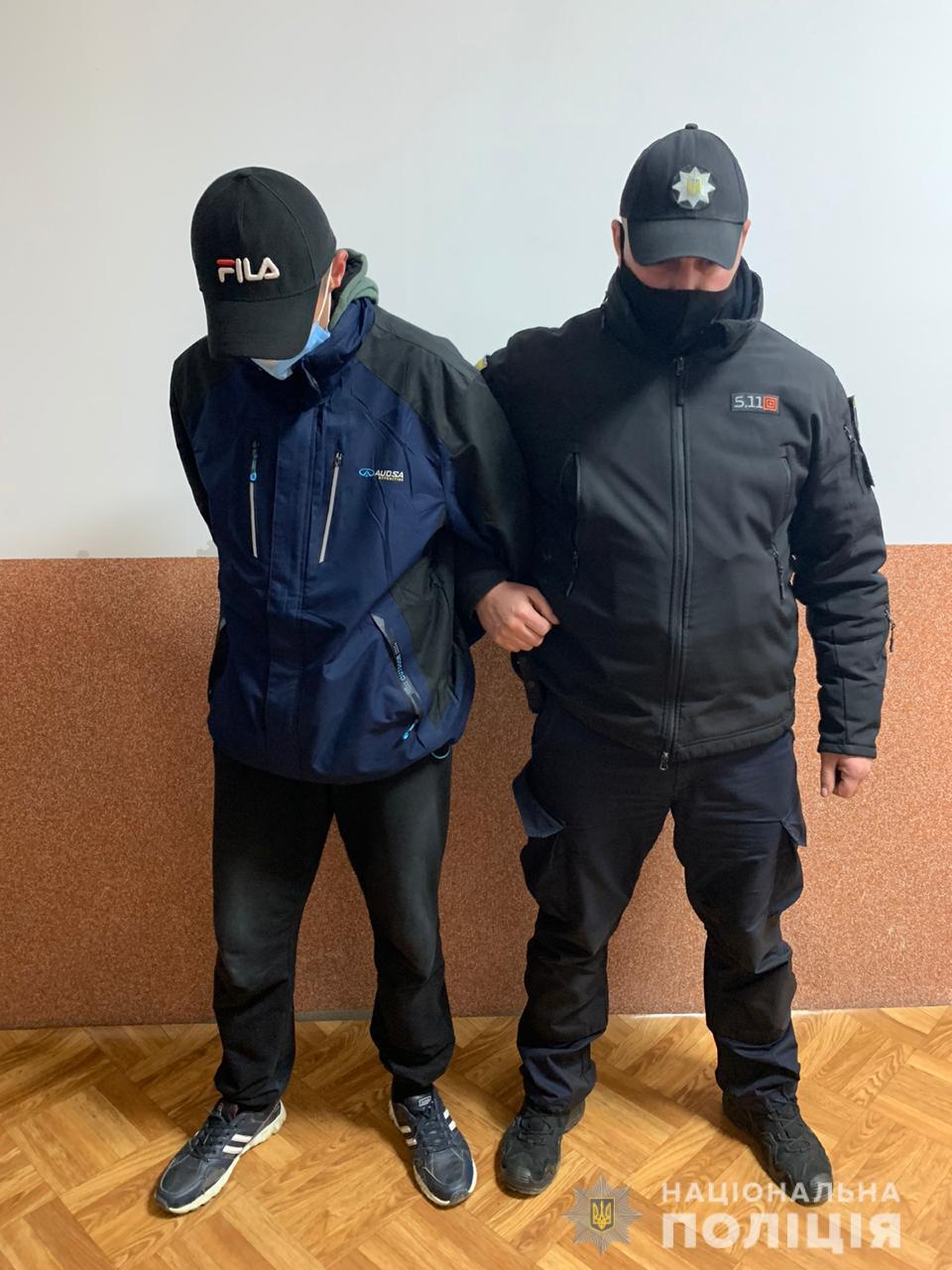У Виноградові розшукали чоловіка, підозрюваного в одразу кількох крадіжках у місті (ФОТО)
