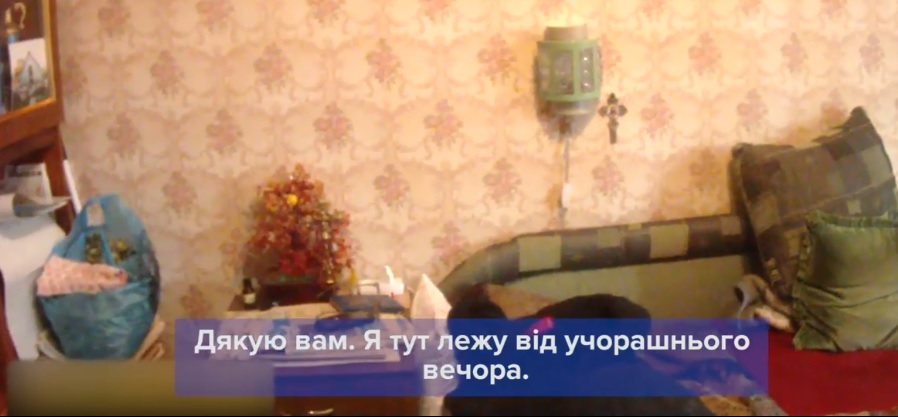 На Закарпатті патрульні допомогли літній жінці, яка впала у власній квартирі й понад добу пролежала на підлозі (ВІДЕО)