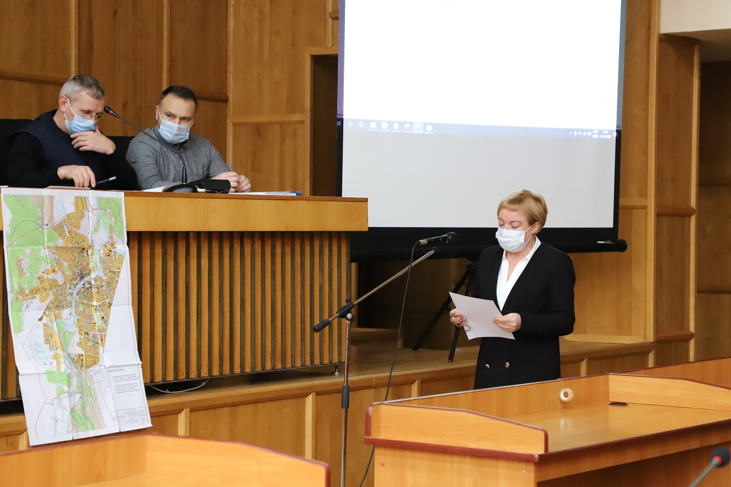 За останні 10-14 днів кількість інфікованих в Ужгороді знизилася, менше хворих на коронавірус потребують перебування в лікарні (ФОТО)