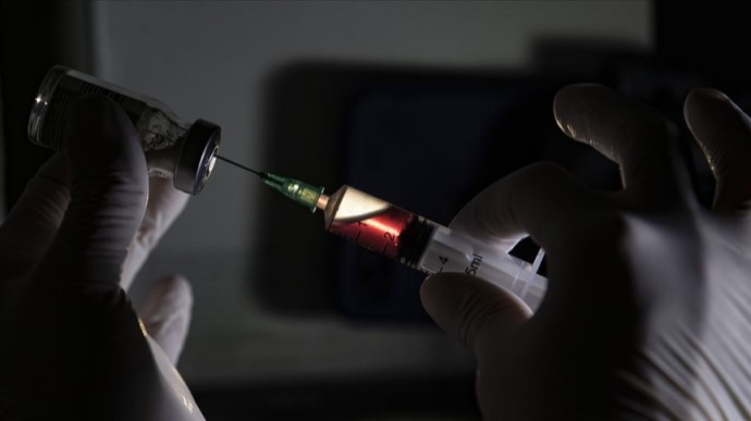 Угорщина першою з країн ЄС розпочала вакцинацію від COVID-19